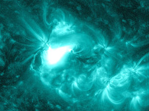 Солнечные вспышки вызвали двойную геомагнитную бурю на Земле