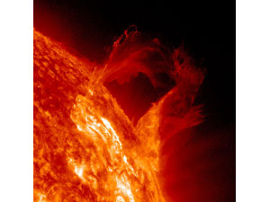 Грациозное извержение на Солнце было запечатлено космическим аппаратом НАСА