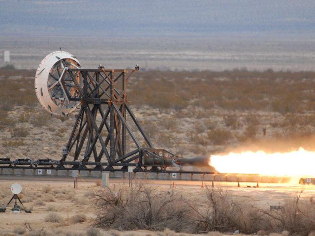 JPL проводит испытания парашюта для применения на сверхзвуковых скоростях
