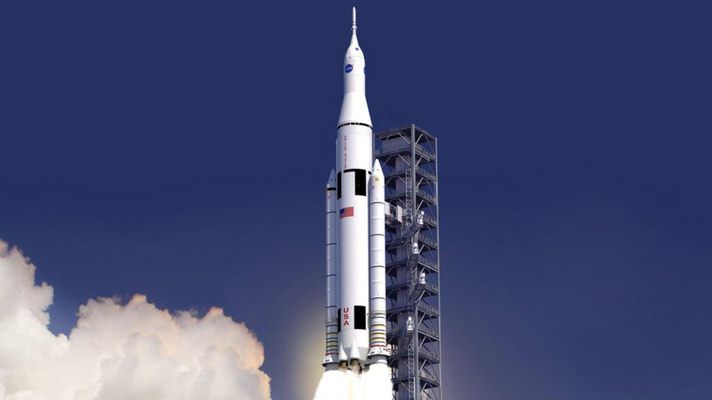Испытательный полет ракеты SLS пройдет без экипажа