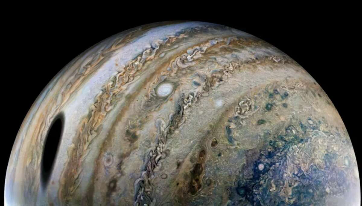 https://www.astronews.ru/news/2022/20220424235025.jpg