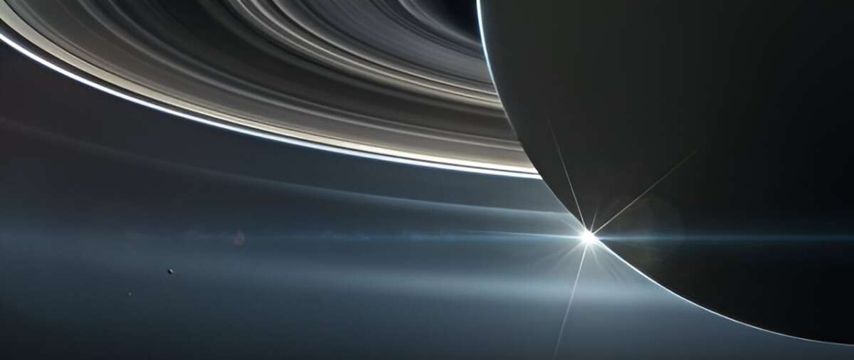 Оптическая глубина колец Сатурна рассчитана учеными.
