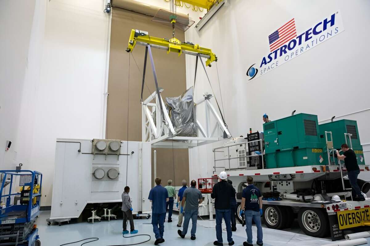 Космический аппарат PACE от НАСА готовят к запуску для изучения климата