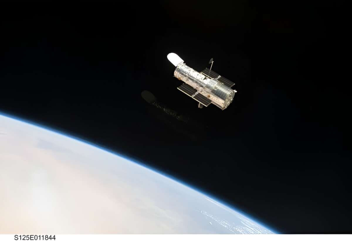Произошла остановка работы космического телескопа НАСА «Хаббл» из-за проблем с гироскопом
