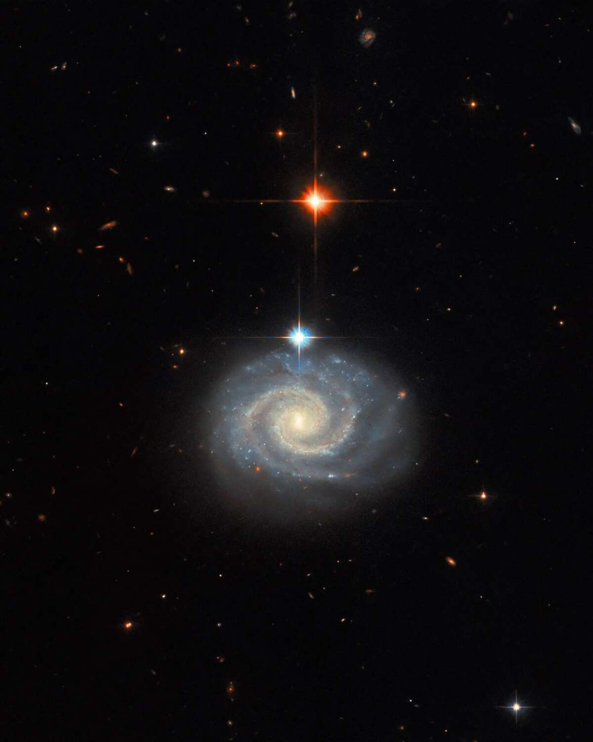 "«Хаббл» заснял галактику MCG-01-24-014 из семейства сейфертовских галактик"